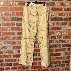 P64 - Bailey Rose Colorful Retro Swirl Pattern Women's Wide Leg Jeans